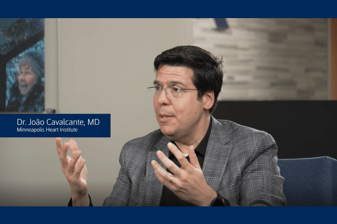 What is laminar flow and why is it important in TAVR?